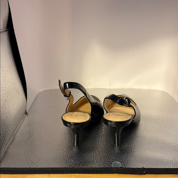 Liz Claiborne Black Patent Slingback Heels - Picture 3 of 5
